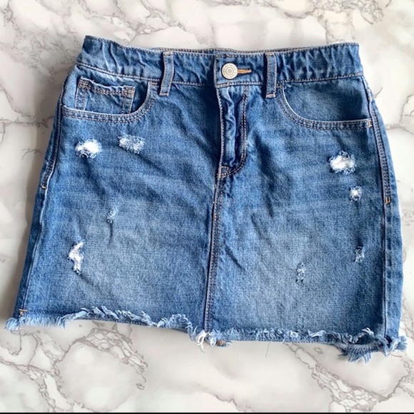 GAP Girls Distressed Denim Skirt SIZE 8 Reg - Picture 1 of 9